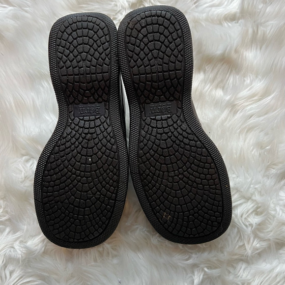 Born Womens Loafers Shoes Brown Leather Slip On Low Heel Moc Toe Stitching 6.5 - Picture 2 of 10